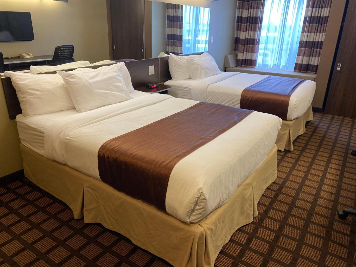 Microtel Inn & Suites By Wyndham - Timmins Esterno foto