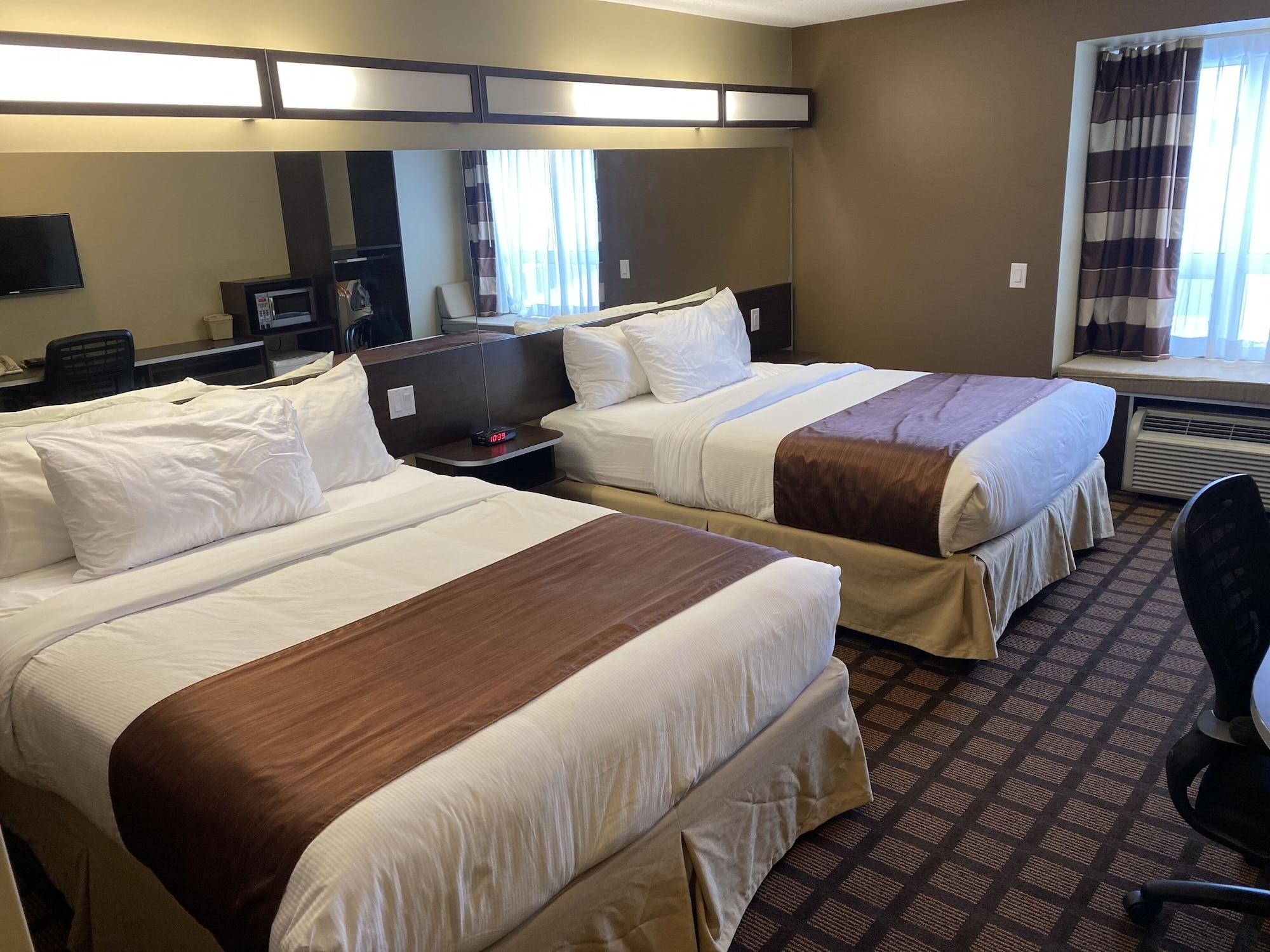 Microtel Inn & Suites By Wyndham - Timmins Esterno foto