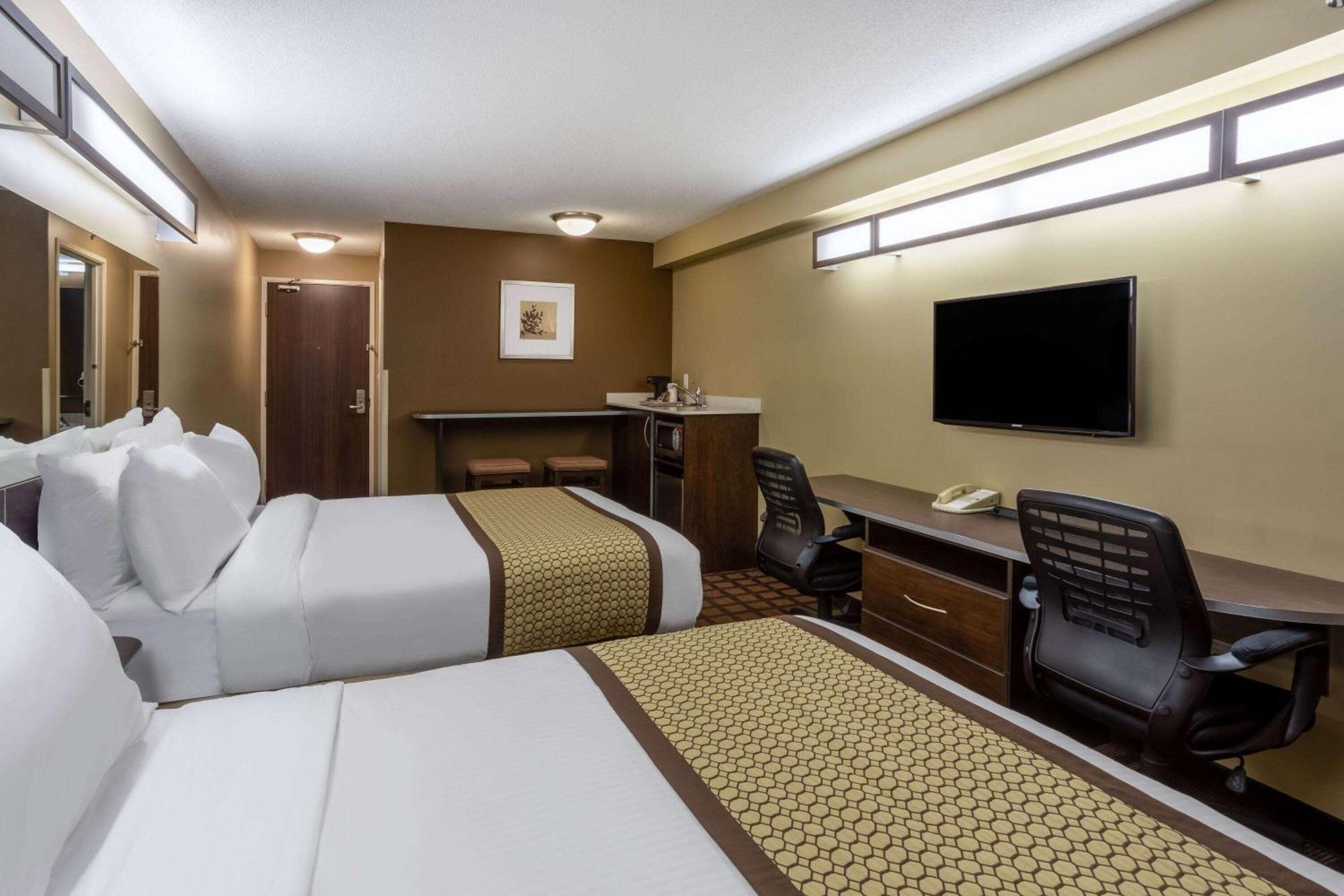 Microtel Inn & Suites By Wyndham - Timmins Esterno foto