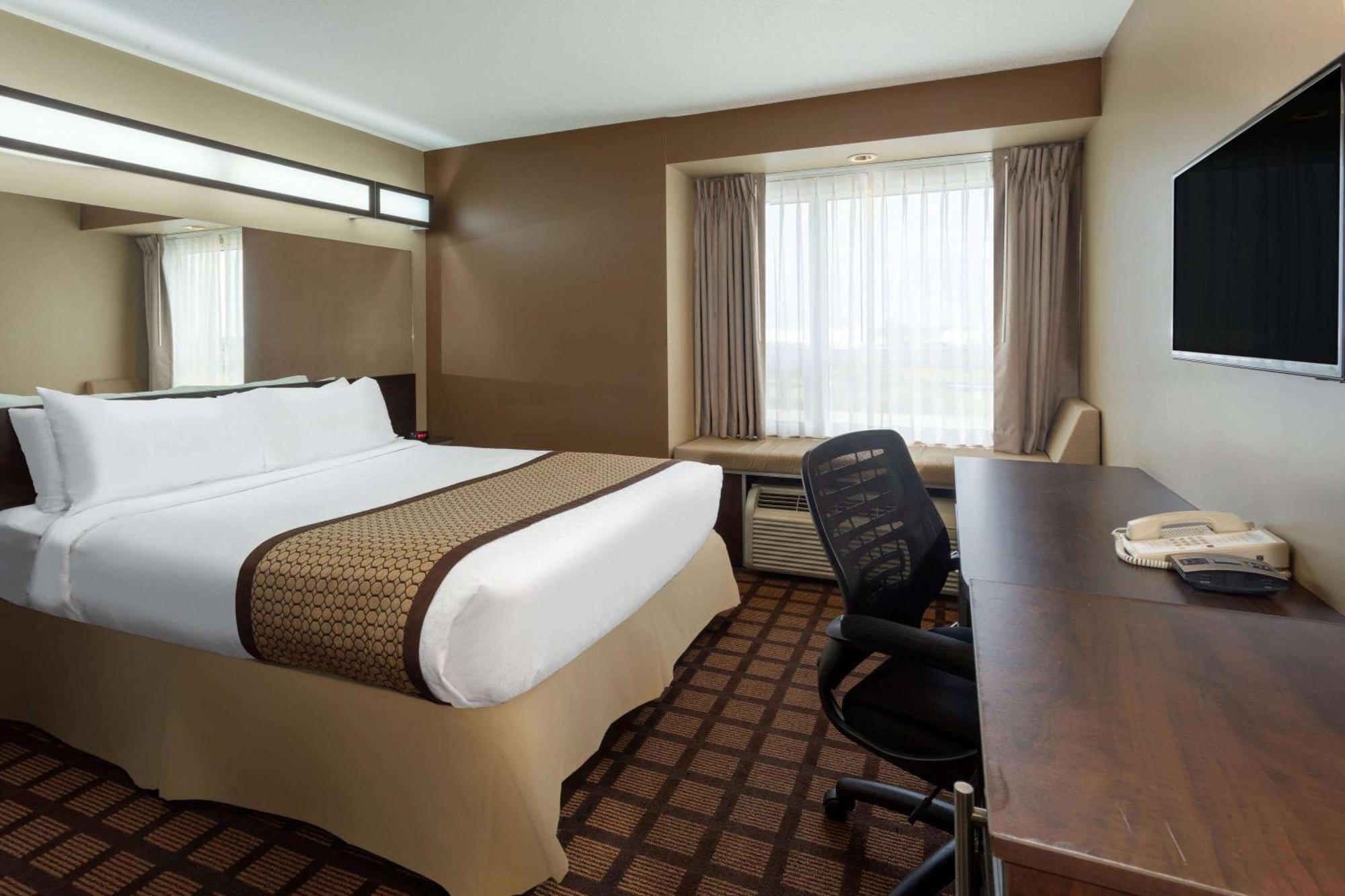 Microtel Inn & Suites By Wyndham - Timmins Esterno foto
